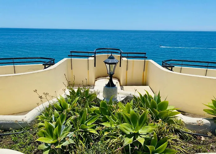 Apartament The First Line Of The Sea *