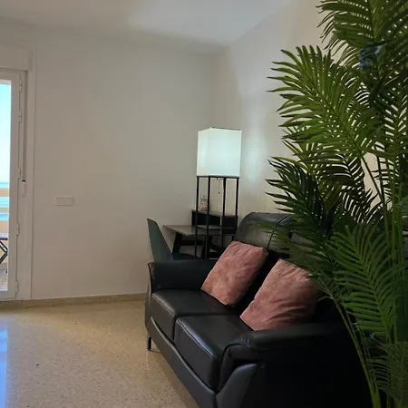 شقة The First Line Of The Sea ماربيا